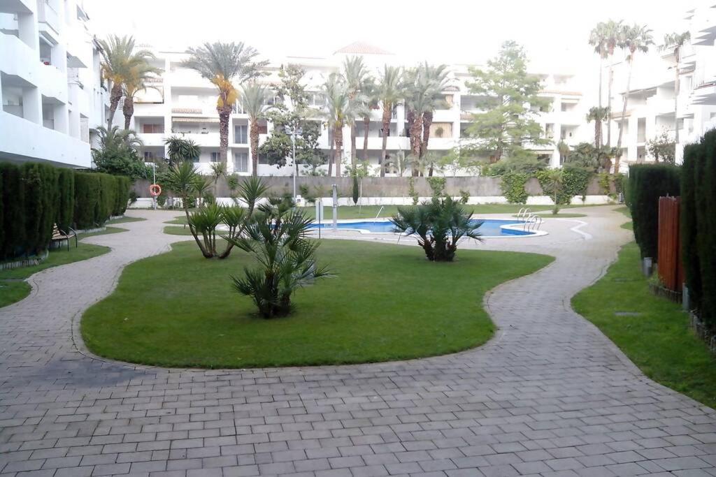 Bonito Apartamento De 3 Hab. Con Jardin Roses Dış mekan fotoğraf